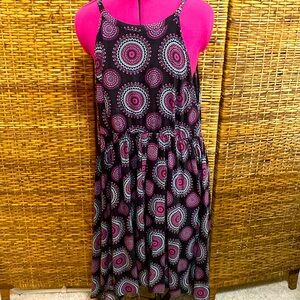 EUC Torrid Hi low Black, hot pink aqua Medalliond torrid Size 2